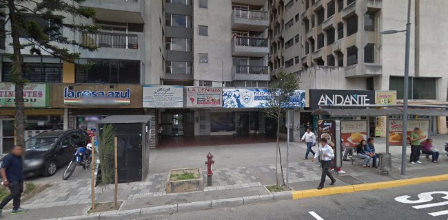 Avenida Colón E6-12 y Rábida Edificio Conjunto Ave Maria 1001, Planta Baja, Quito 170524, Ecuador