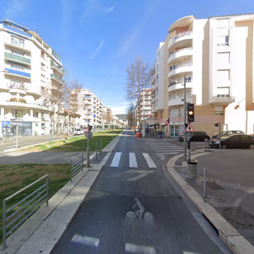 Borne de recharge de véhicules électriques Prise de Nice Station de recharge Nice