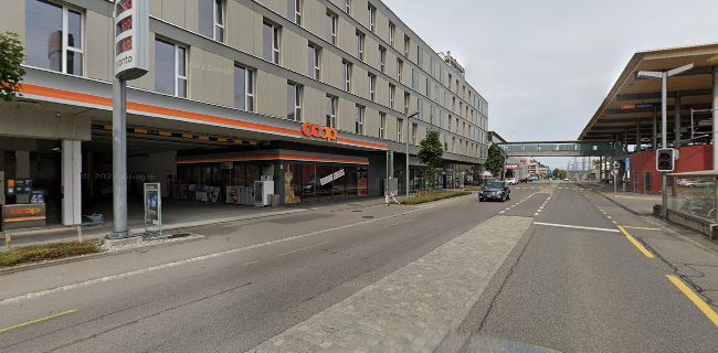 Coop Pronto Shop mit Tankstelle Zollikofen - Bern