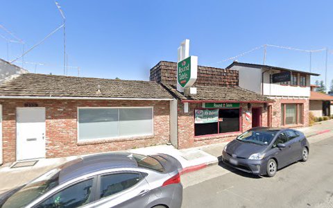 Pizza Restaurant «Round Table Pizza», reviews and photos, 399 1st St, Los Altos, CA 94022, USA