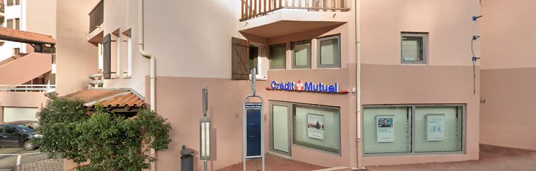Photo du Banque Crédit Mutuel à Charbonnières-les-Bains