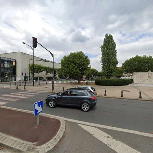 Borne de recharge de véhicules électriques DRIVECO Charging Station Champigny-sur-Marne