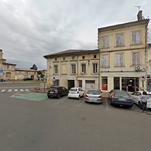 Borne de recharge de véhicules électriques SDEE Gironde Station de recharge Castillon-la-Bataille