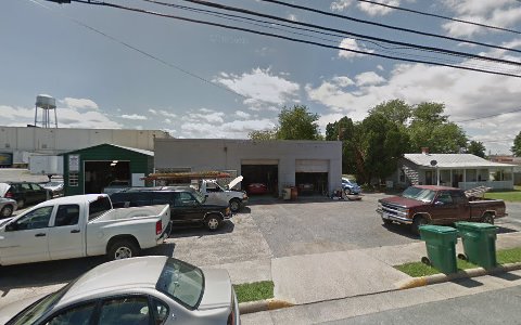 Auto Repair Shop «Bunch Services», reviews and photos, 926 E Main St, Luray, VA 22835, USA