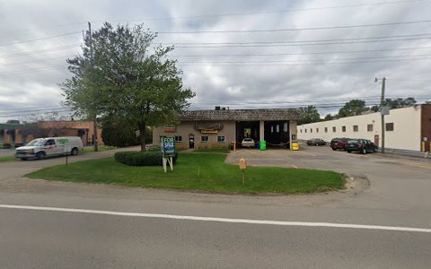 Auto Repair Shop «Meineke Car Care Center», reviews and photos, 4370 Haggerty Rd, Walled Lake, MI 48390, USA