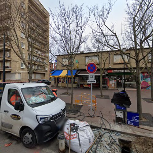 Borne de recharge de véhicules électriques SIPPEREC Charging Station Aubervilliers