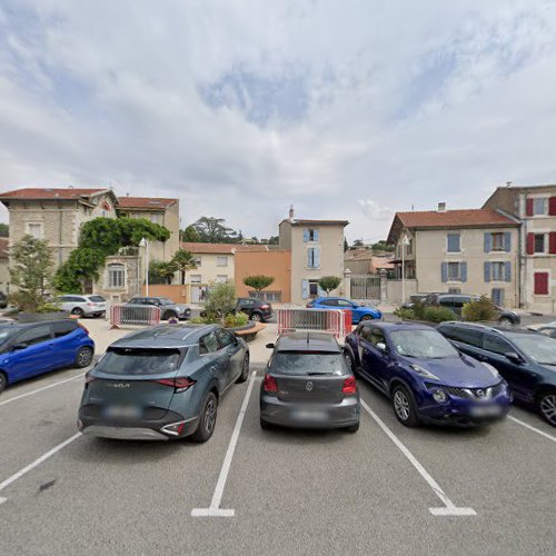Borne de recharge de véhicules électriques Réseau eborn Station de recharge Saint-Péray