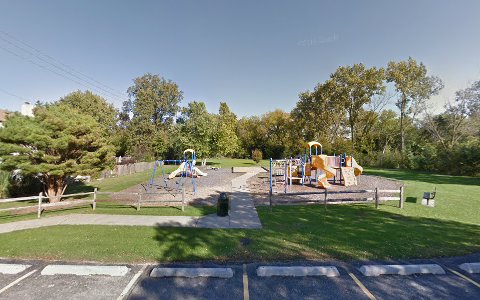 Park «Cumberland Terrace Park», reviews and photos, 426 S Warrington Rd, Des Plaines, IL 60016, USA
