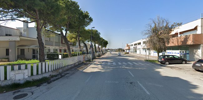 Piazzale Carlo Cinelli, 1, 61121 Pesaro PU, Italia