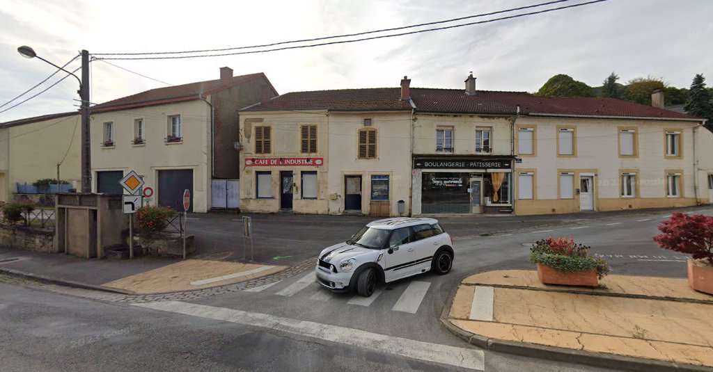 Café de la industries à Montmédy (Meuse 55)