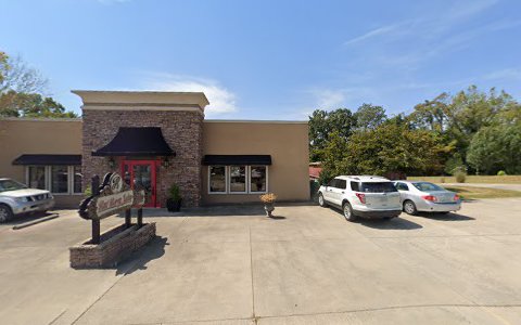 Beauty Salon «Red Door Salon», reviews and photos, 328 S High St, McMinnville, TN 37110, USA