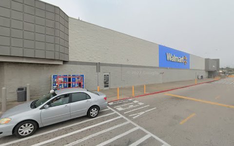 Tire Shop «Walmart Tires & Auto Parts», reviews and photos, 6702 Seawall Blvd, Galveston, TX 77551, USA