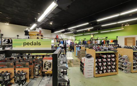 Bicycle Store «Freewheel Bike», reviews and photos, 1812 S 6th St, Minneapolis, MN 55454, USA