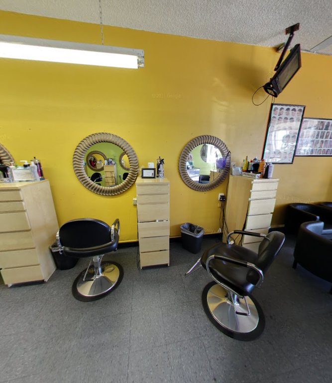 Variedades Barber & Beauty Salon