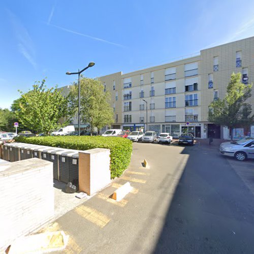 OUAFI real estate agency à Fontenay-le-Fleury