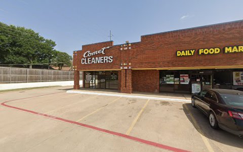 Dry Cleaner «Comet Cleaners», reviews and photos, 2425 NE Green Oaks Blvd #100, Arlington, TX 76006, USA