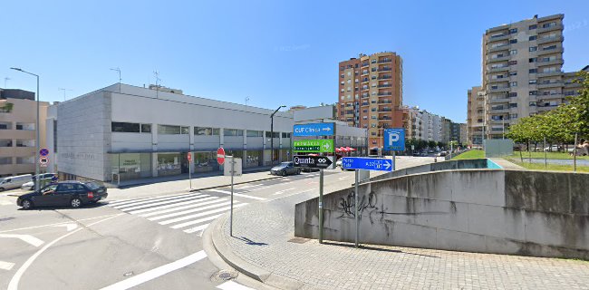 Parque Saba Renato Araújo - Estacionamento