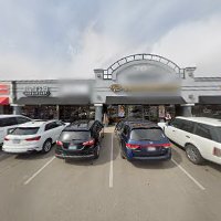 Red's Savoy Pizza 55317