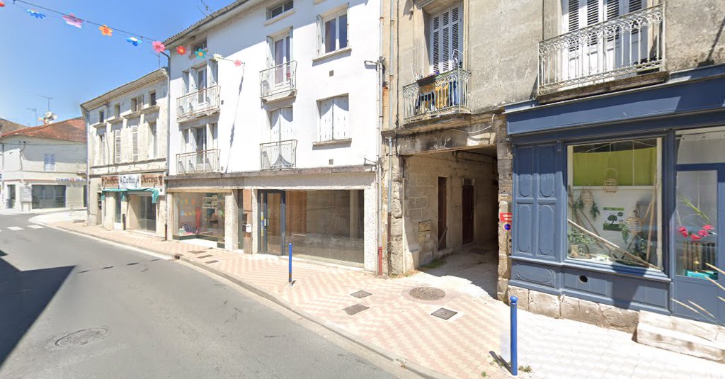 Michard Maryse à Montguyon (Charente-Maritime 17)