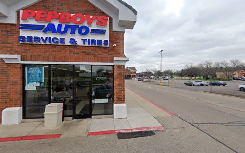 Car Repair and Maintenance «Pep Boys Auto Service & Tire», reviews and photos, 1020 Summit St, Elgin, IL 60120, USA