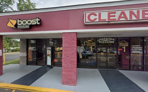 Dry Cleaner «Executive Dry Cleaners», reviews and photos, 1382 Howland Blvd #122, Deltona, FL 32738, USA