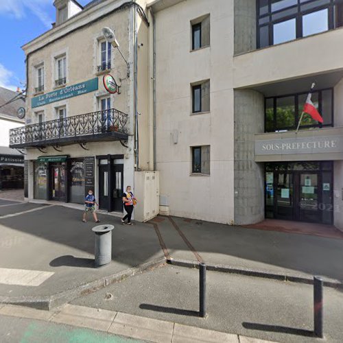 Administration gouvernementale Sous-préfecture de Pithiviers Pithiviers