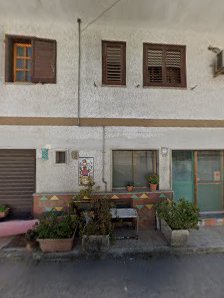 Vietri Store S.R.L. Via Arenella, 9, 84019 Vietri sul Mare SA, Italia