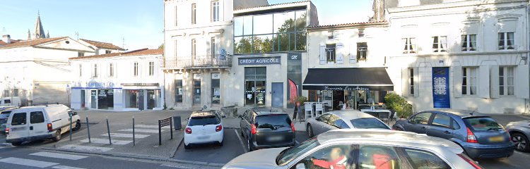 Photo du Banque Crédit Agricole Charente-Maritime Deux-Sèvres à Saintes