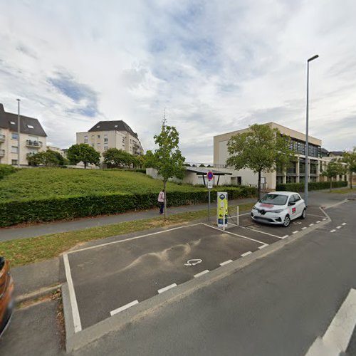 Borne de recharge de véhicules électriques SDE Calvados Charging Station Caen