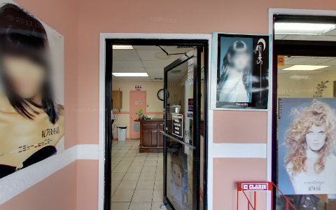 Beauty Salon «La Bonita Hair Salon», reviews and photos, 2562 SW 8th St, Miami, FL 33135, USA