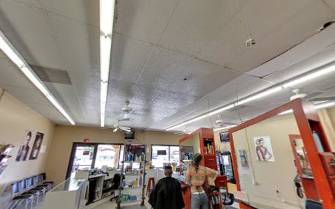 Hair Salon «Escandalo Hair Salon», reviews and photos, 16806 N Cave Creek Rd, Phoenix, AZ 85032, USA