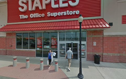 Office Supply Store «Staples», reviews and photos, 591 Memorial Dr, Chicopee, MA 01020, USA