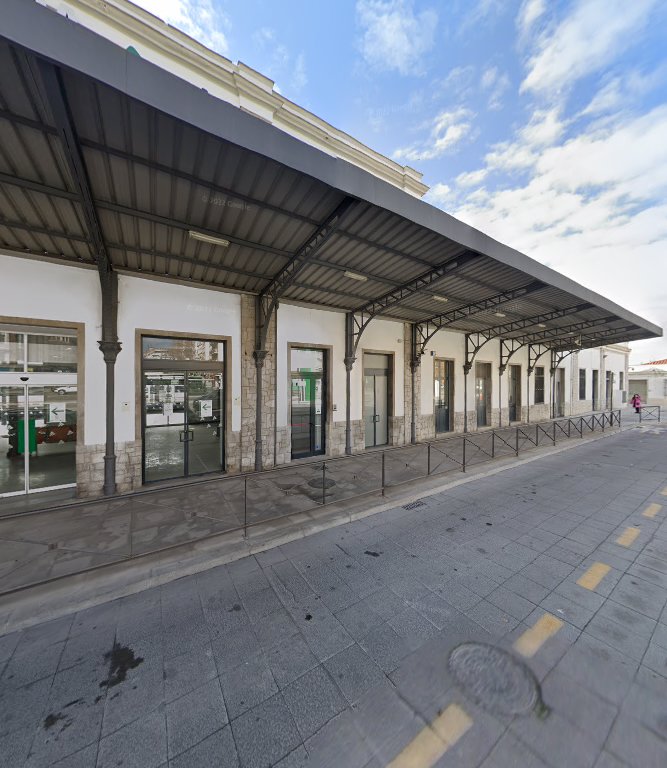 Thrifty - Granada Estación de Tren