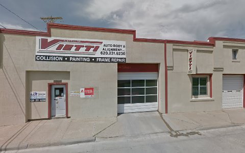 Auto Body Shop «Vietti Auto Body Shop», reviews and photos, 315 E 4th St, Pittsburg, KS 66762, USA