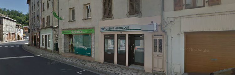Photo du Banque Credit Agricole Centre France - Olliergues à Olliergues
