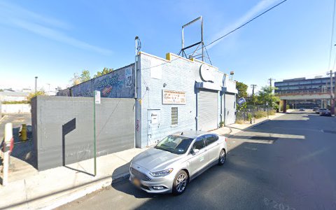 Auto Body Shop «Wave Street Auto Body», reviews and photos, 33 Wave St, Staten Island, NY 10304, USA