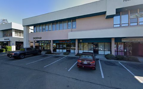 Shipping and Mailing Service «The UPS Store», reviews and photos, 30042 Mission Blvd #121, Hayward, CA 94544, USA