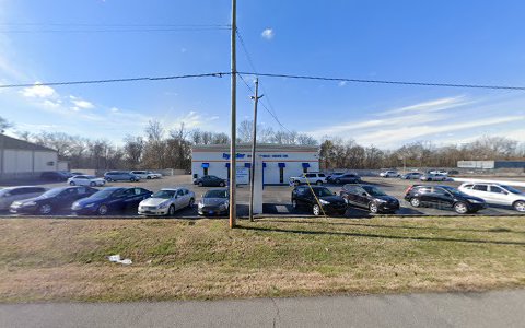 Used Car Dealer «Hall Bowling Automotive», reviews and photos, 1815 NW Broad St, Murfreesboro, TN 37129, USA