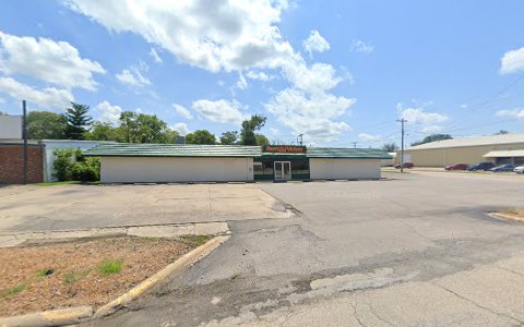 Movie Rental Store «Family Video», reviews and photos, 608 W Delaware St, Fairfield, IL 62837, USA