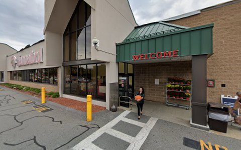Grocery Store «Hannaford Supermarket», reviews and photos, 118 Lancaster St, Leominster, MA 01453, USA