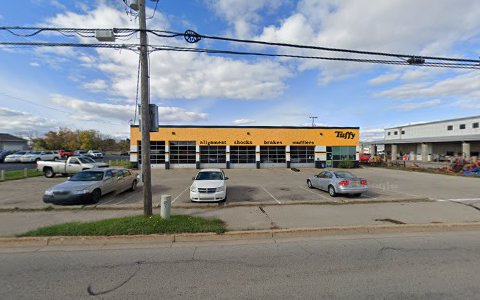 Auto Repair Shop «Tuffy Tire & Auto Service Center», reviews and photos, 90 S Waverly Rd, Holland, MI 49423, USA