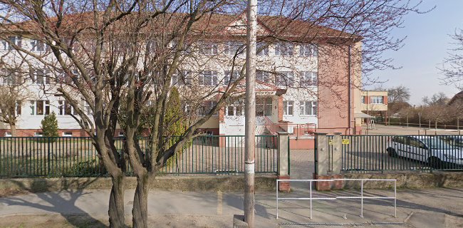 Nyitvatartás: Bocskai István Református Oktatási Központ