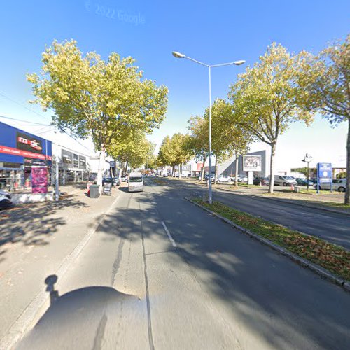 Borne de recharge de véhicules électriques Community by Shell Recharge Charging Station Angers