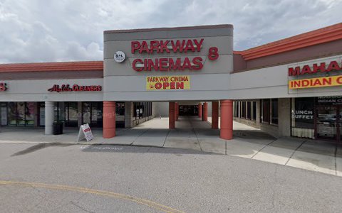 Movie Theater «Parkway 8 Cinema», reviews and photos, 6300 N Lockwood Ridge Rd, Sarasota, FL 34243, USA