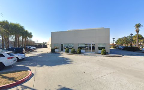 Auto Body Shop «Sewell Collision Center of Houston», reviews and photos, 111 Stage Runn Dr, Houston, TX 77090, USA
