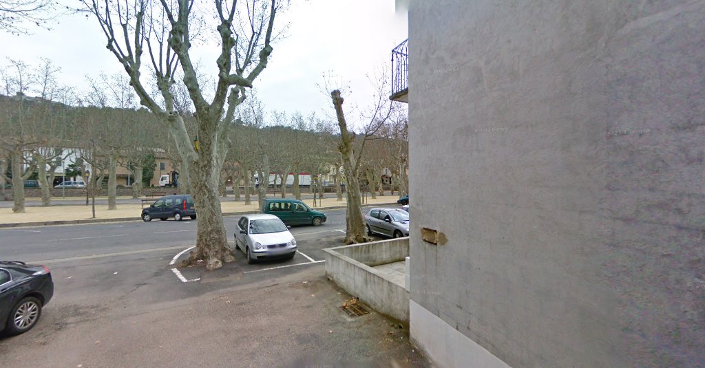 Adret Location à Saint-Chinian (Hérault 34)
