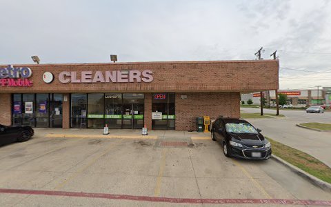 Dry Cleaner «Cleaners For Less», reviews and photos, 800 W Pipeline Rd # 101, Hurst, TX 76053, USA