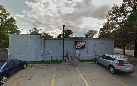 Tire Shop «Town Car Repair», reviews and photos, 301 S Glebe Rd, Arlington, VA 22204, USA