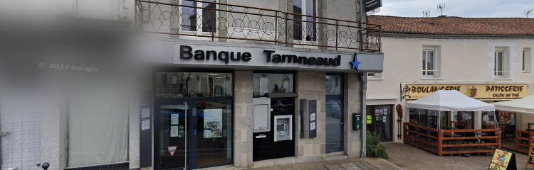 Photo du Banque Banque Tarneaud à Piégut-Pluviers