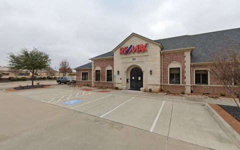 Real Estate Agency «RE/MAX Town & Country», reviews and photos, 301 S Watters Rd, Allen, TX 75013, USA